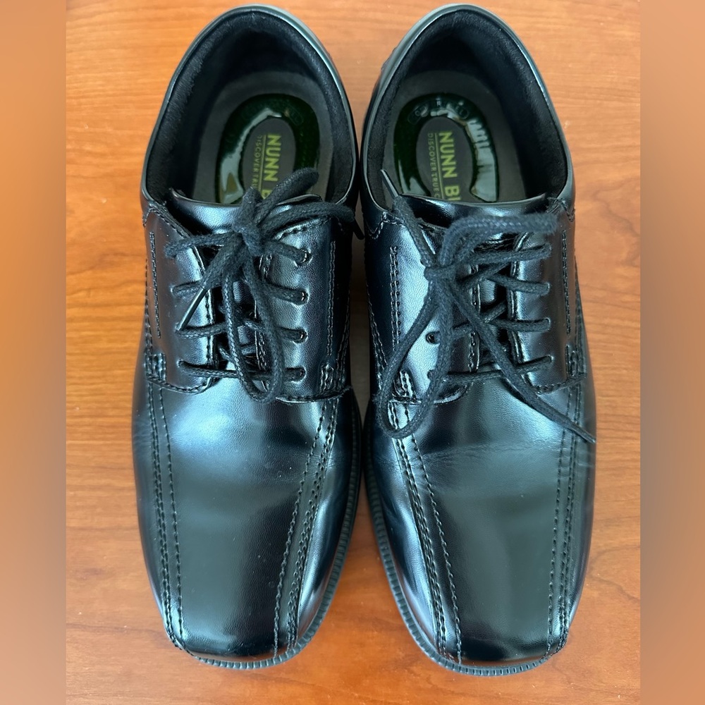 Nunn Bush Men’s Leather Dress Oxfords